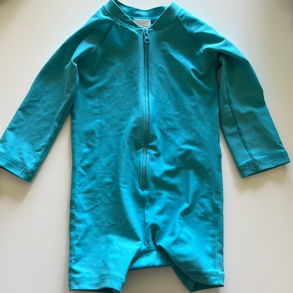 Hanna Andersson Long Sleeve Rash Guard Swimsuit - Picture 2 of 8